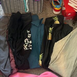 Mix and match lulu and beyond yoga
4 for 100
6 for 120
8 for 180